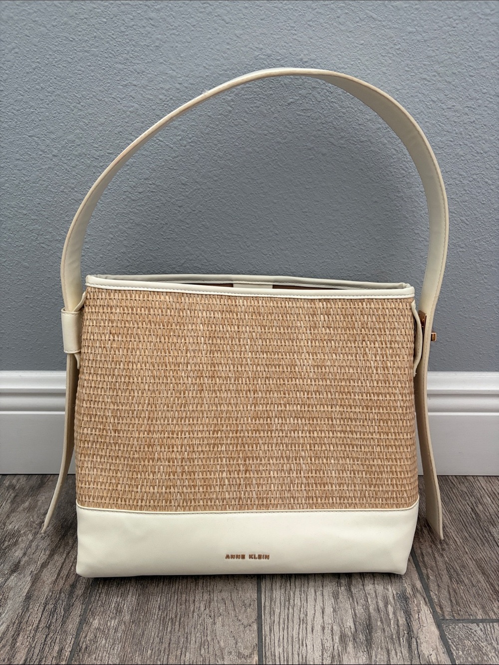 NWT Anne Klein Cream & Natural Straw Woven Bucket Tote Shoulder Bag Purse - Picture 7 of 12
